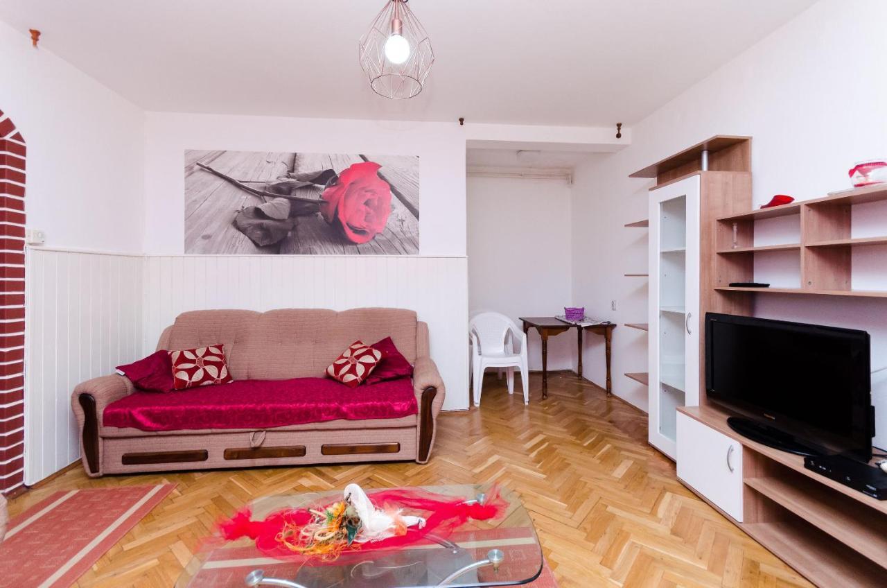 Apartments Vesna Kampor Екстер'єр фото